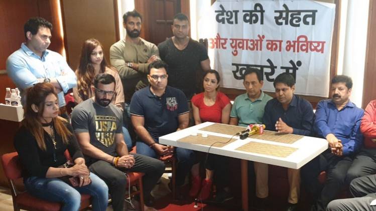 प्रेस कॉन्फ्रेंस करते सीटीआई के संयोजक बृजेश गोयल