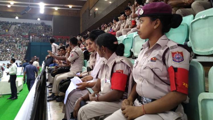 CM अरविंद केजरीवाल ने मार्शलों के प्रशिक्षण कार्यक्रम को हरी झंडी दिखाई (फोटो-आशुतोष)