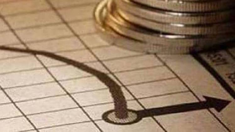 फिच ने जीडीपी बढ़त अनुमान को घटाया 