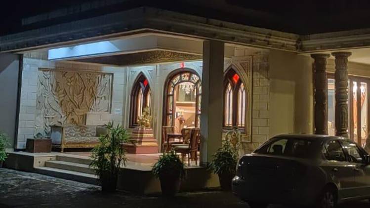 HDIL के प्रमोटर का बंगला जब्त (फोटो-मुनीष पांडे)