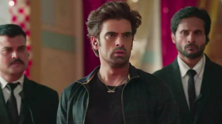 कुल्फी कुमार बाजेवाला का एक सीन