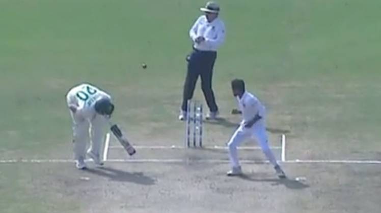 नाटकीय अंदाज में गिरा अफ्रीका का आखिरी विकेट