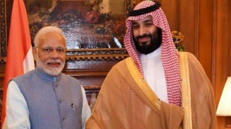 पीएम मोदी के साथ सऊदी अरब के क्राउन प्रिंस मोहम्मद बिन सलमान (फाइल फाेटो: @narendramodi)