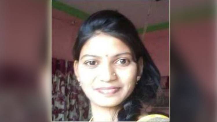 पूजा जुंजर