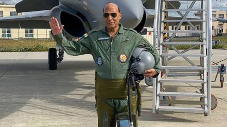 रक्षा मंत्री राजनाथ के नेतृत्व वाले DAC ने दी मंजूरी (फाइल फोटो)