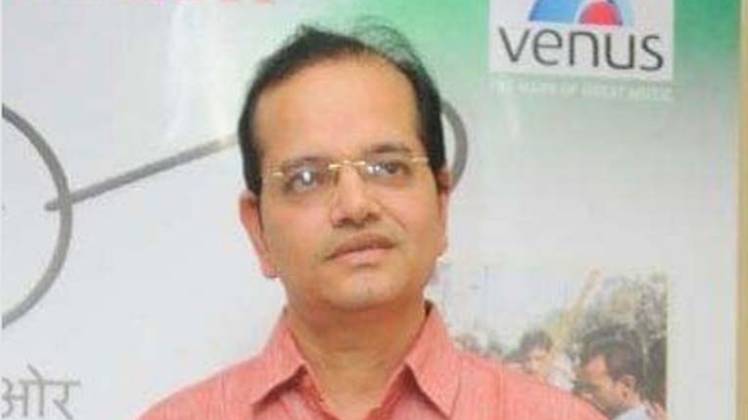 चंपक जैन सोर्स तरण आदर्श ट्विटर