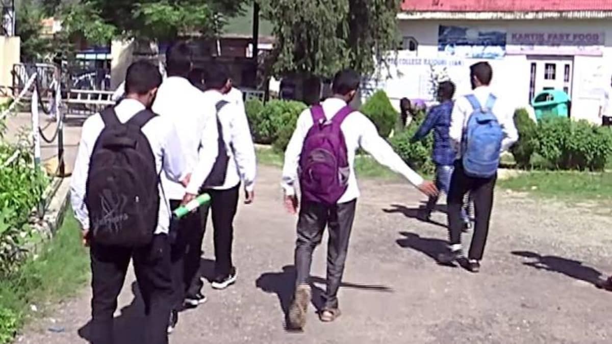 कश्मीर में बढ़ते तनाव को देखते हुए बंद किए गए कॉलेज, पैगंबर मोहम्मद के अपमान… - Colleges closed in view of increasing tension in Kashmir, insulting Prophet Mohammed…