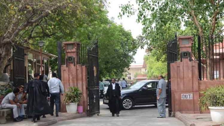 गौतम नवलखा की याचिका पर सुप्रीम कोर्ट में चल रही है सुनवाई (फोटो-IANS)