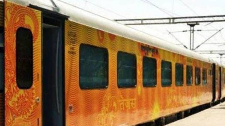 तेजस एक्सप्रेस (फाइल फोटो)