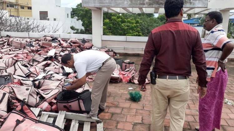 जोमेटो पर जुर्माना (Photo- Aajtak)