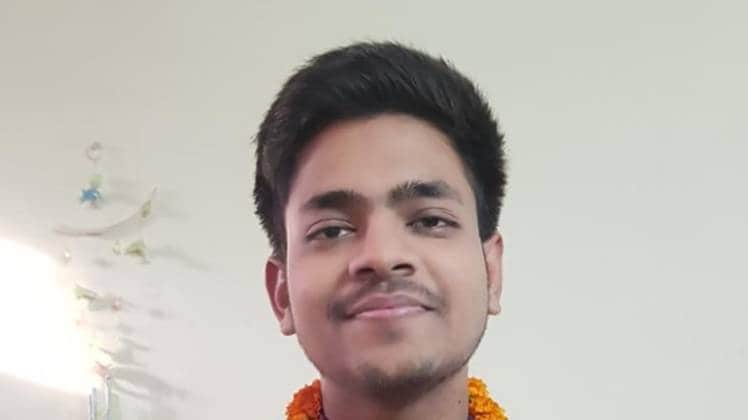 मयंक प्रताप सिंह, टॉपर (photo credit: sharat kumar/aajtak.in)