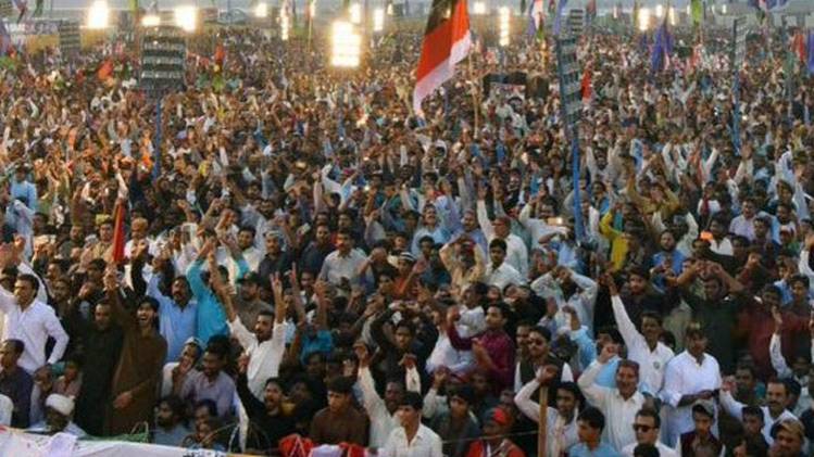 इस्लामाबाद पहुंचा आजादी मार्च