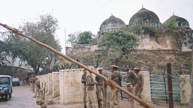 अयोध्या में विवादित ढांचे को 6 दिसंबर 1992 को तोड़ा गया था (फाइल फोटो: PTI)