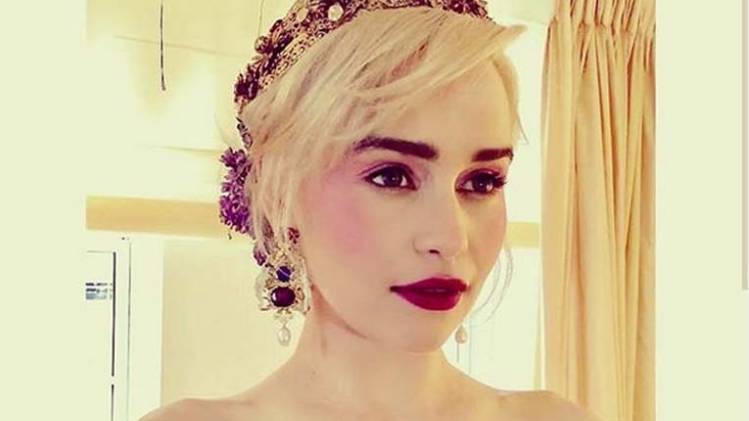 एमिलिया क्लार्क सोर्स इंस्टाग्राम 