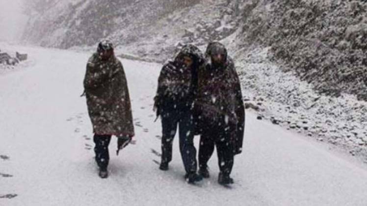 लद्दाख के लेह में ठंड (प्रतीकात्मक फोटो)