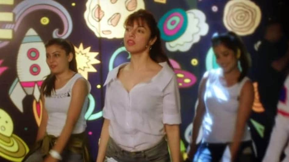 Yaad piya ki aane lagi deals song