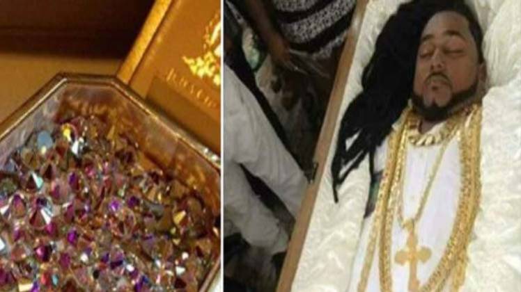 ताबूत में मौजूद शख्स कुवैत का सबसे अमीर व्यक्ति नहीं है.