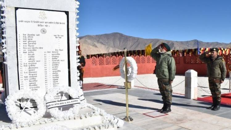 जांबाज नायकों को याद किया