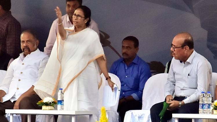 बंगाल की मुख्यमंत्री ममता बनर्जी की फाइल फोटो (ANI)