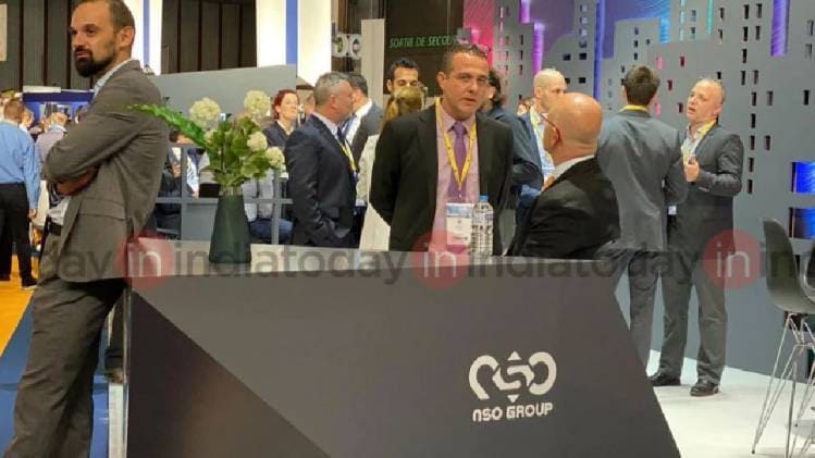 पेरिस में मिले NSO ग्रुप के अधिकारी (फोटो: इंडिया टुडे)