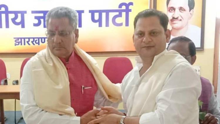 झारखंड के बीजेपी प्रभारी ओम माथुर (फाइल-ट्विटर)