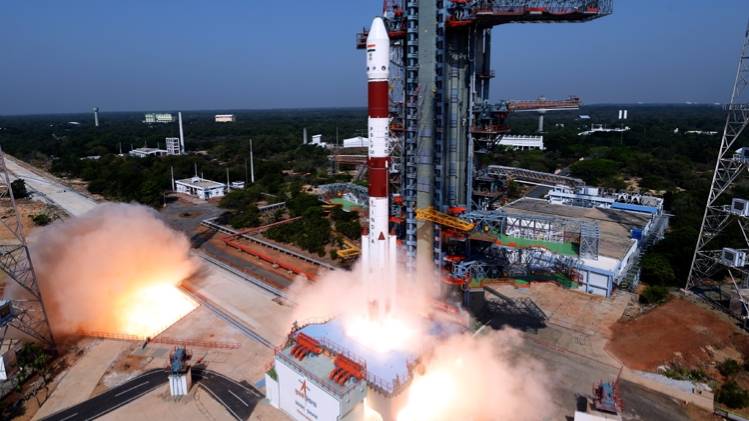 मिलिट्री सैटेलाइट एमीसैट भी इसरो ने पीएसएलवी से ही छोड़ा था. (फोटोःइसरो)