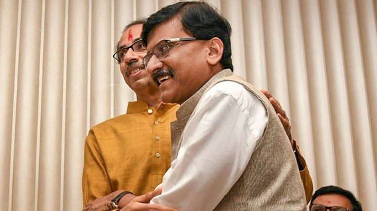 संजय राउत ने फिर साझा की शायरी (फोटो: PTI)