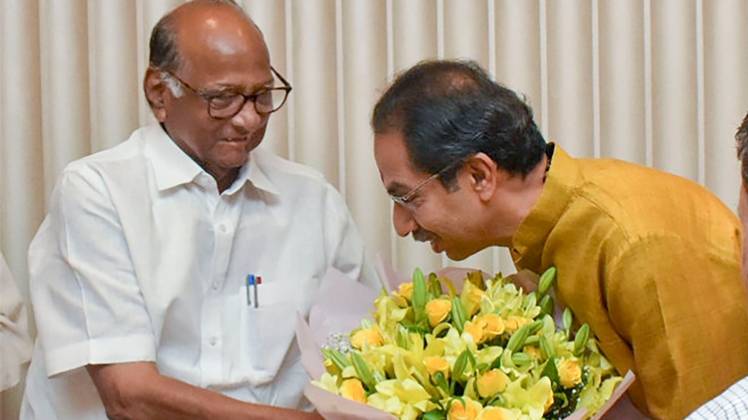 शरद पवार और उद्धव ठाकरे 