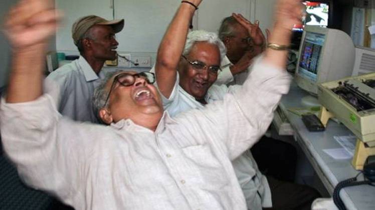 सेंसेक्‍स 40,650 के पार हुआ बंद 