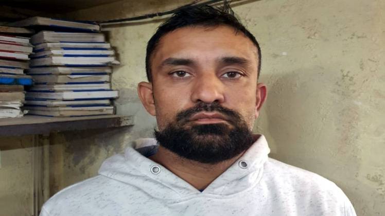 सिमरन सिंह ने राजेन्द्र गुणेकर को नींद की गोलियां खिला उनके खाते से 2 लाख रुपये निकाले