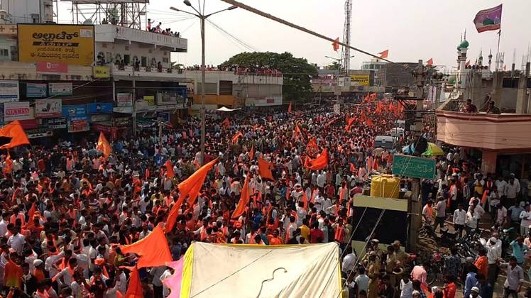 वायरल हो रही तस्वीर