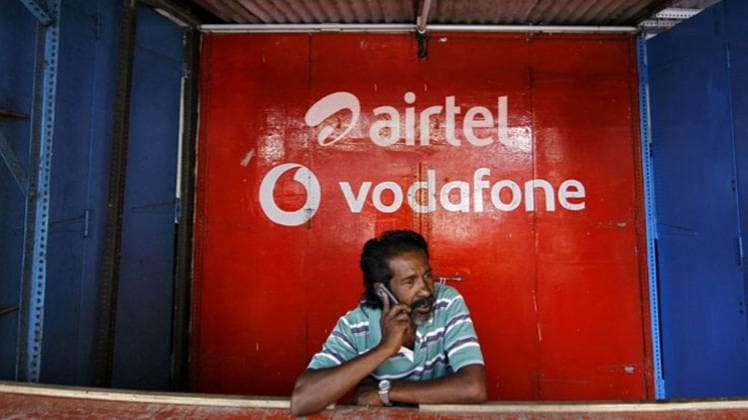 मोबाइल टैरिफ में भारी बढ़ोतरी 