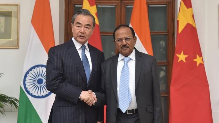 वांग यी और अजित डोभाल(फोटो- @MEAIndia)