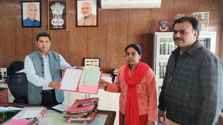 पाकिस्तान से आई हसीना को भारतीय नागरिकता