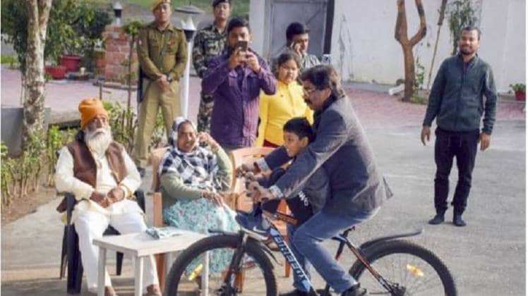 हेमंत सोरेन (पीटीआई)