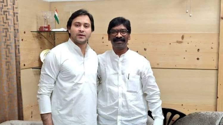 आरजेडी नेता तेजस्वी यादव और जेएमएम प्रमुख हेमंत सोरेन