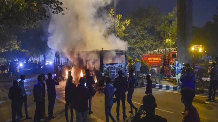 जामिया में विरोध प्रदर्शन (पीटीआई)