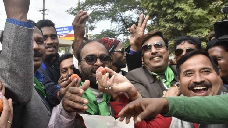 झारखंड में फिर बदल गई सत्ता (फोटो-IANS)