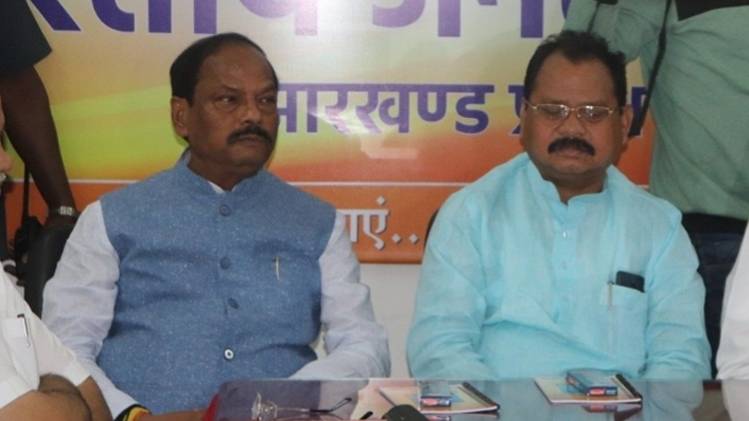 रघुवर दास और लक्ष्मण गिलुआ