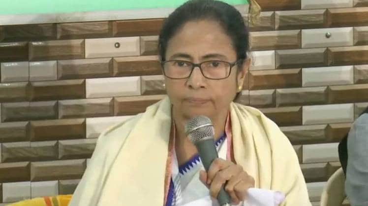 मुख्यमंत्री ममता बनर्जी (फाइल फोटो)