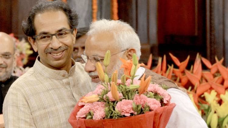 महाराष्ट्र के मुख्यमंत्री उद्धव ठाकरे और पीएम मोदी (Courtesy- ANI)