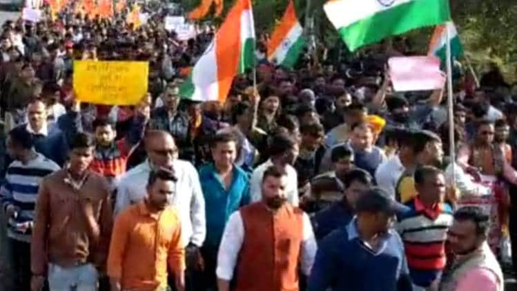 CAA के समर्थन में पैदल मार्च