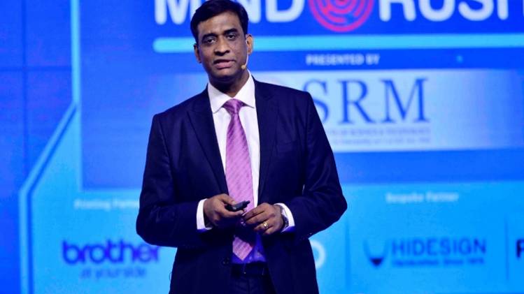 मैनेजमेंट गुरु डॉक्टर राधाकृष्णन पिल्लई 