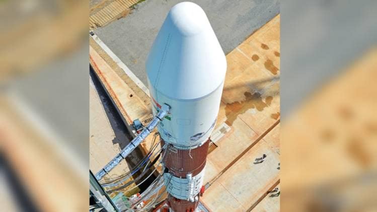 श्रीहरिकोटा के सतीश धवन स्पेस सेंटर के पहले लॉन्च पैड से छोड़ा गया रीसैट-2बीआर1 उपग्रह. (फोटोः इसरो