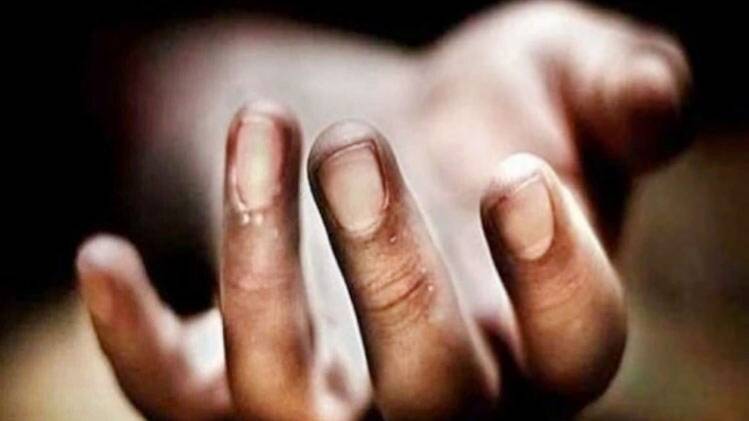 छात्रा ने की खुदकुशी (प्रतीकात्मक फोटो)