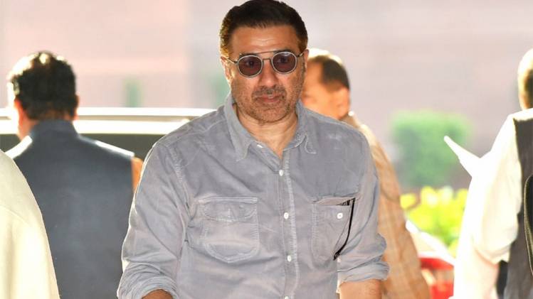 बॉलीवुड स्टार और बीजेपी सांसद सनी देओल (फोटो: PTI)