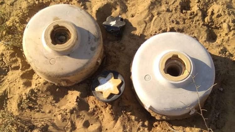 एंटी टैंक माइंस (फोटो-विमल भाटिया)