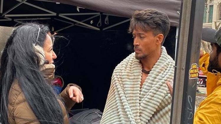 आयशा श्रॉफ और टाइगर श्रॉफ सोर्स इंस्टाग्राम 