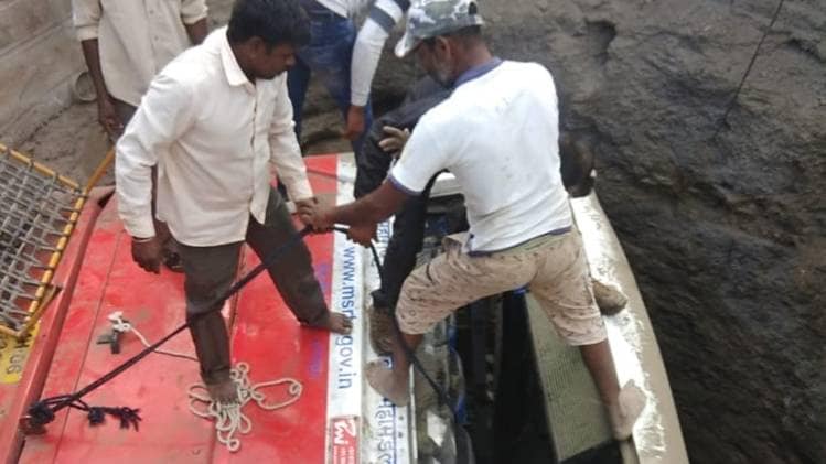 इस दर्दनाक हादसे में 21 लोगों की मौत हो गई, जबकि कई लोग घायल हैं (फोटो-पंकज खेलकर) 