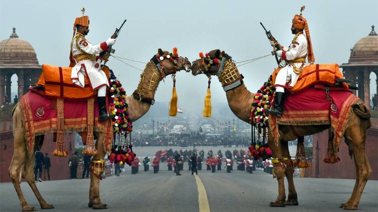 Beating Retreat रिहर्सल के दौरान जवान (तस्वीर- PTI)